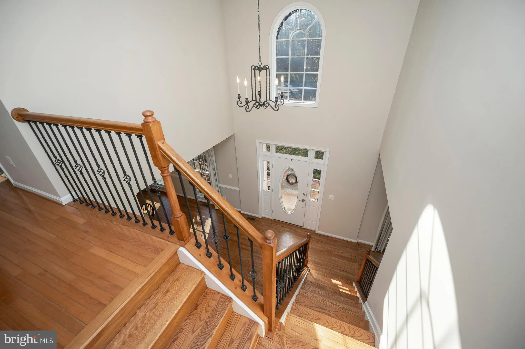 Manassas, Virginia 20112, United States, 5 Bedrooms Bedrooms, ,4 BathroomsBathrooms,Residential,Contingent,91459