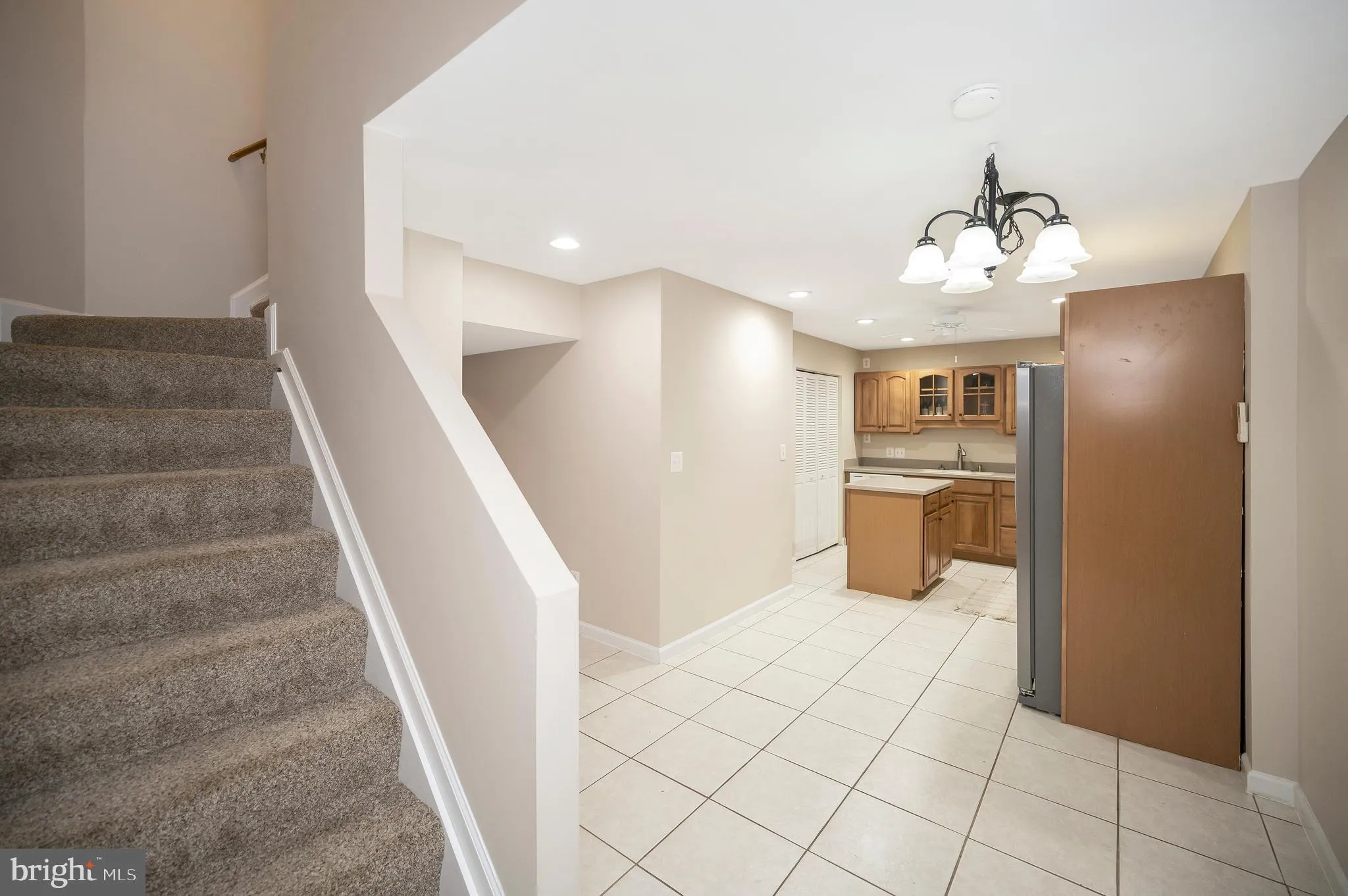 Manassas, Virginia 20112, United States, 5 Bedrooms Bedrooms, ,4 BathroomsBathrooms,Residential,Contingent,91459