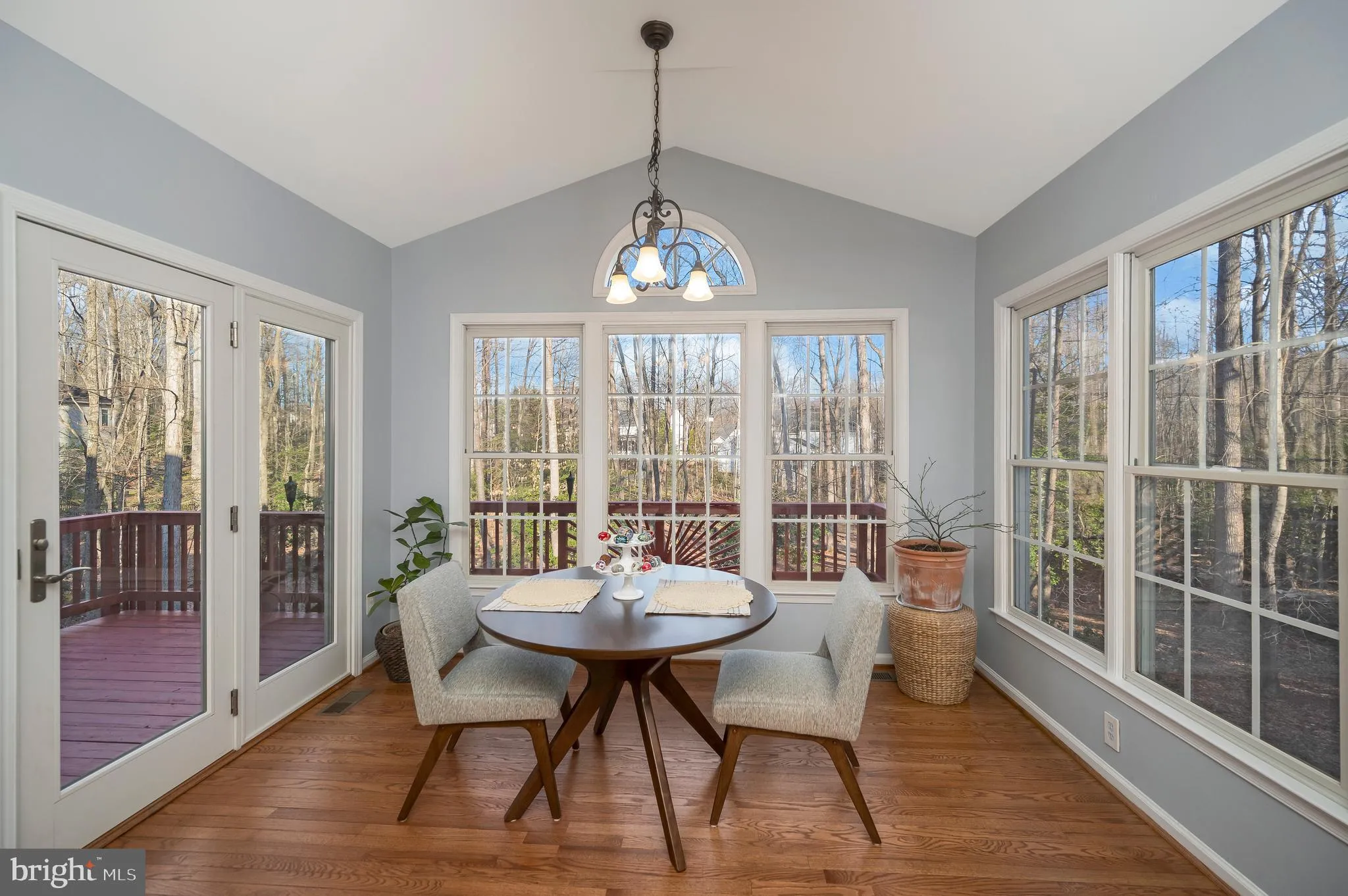 Manassas, Virginia 20112, United States, 5 Bedrooms Bedrooms, ,4 BathroomsBathrooms,Residential,Contingent,91459