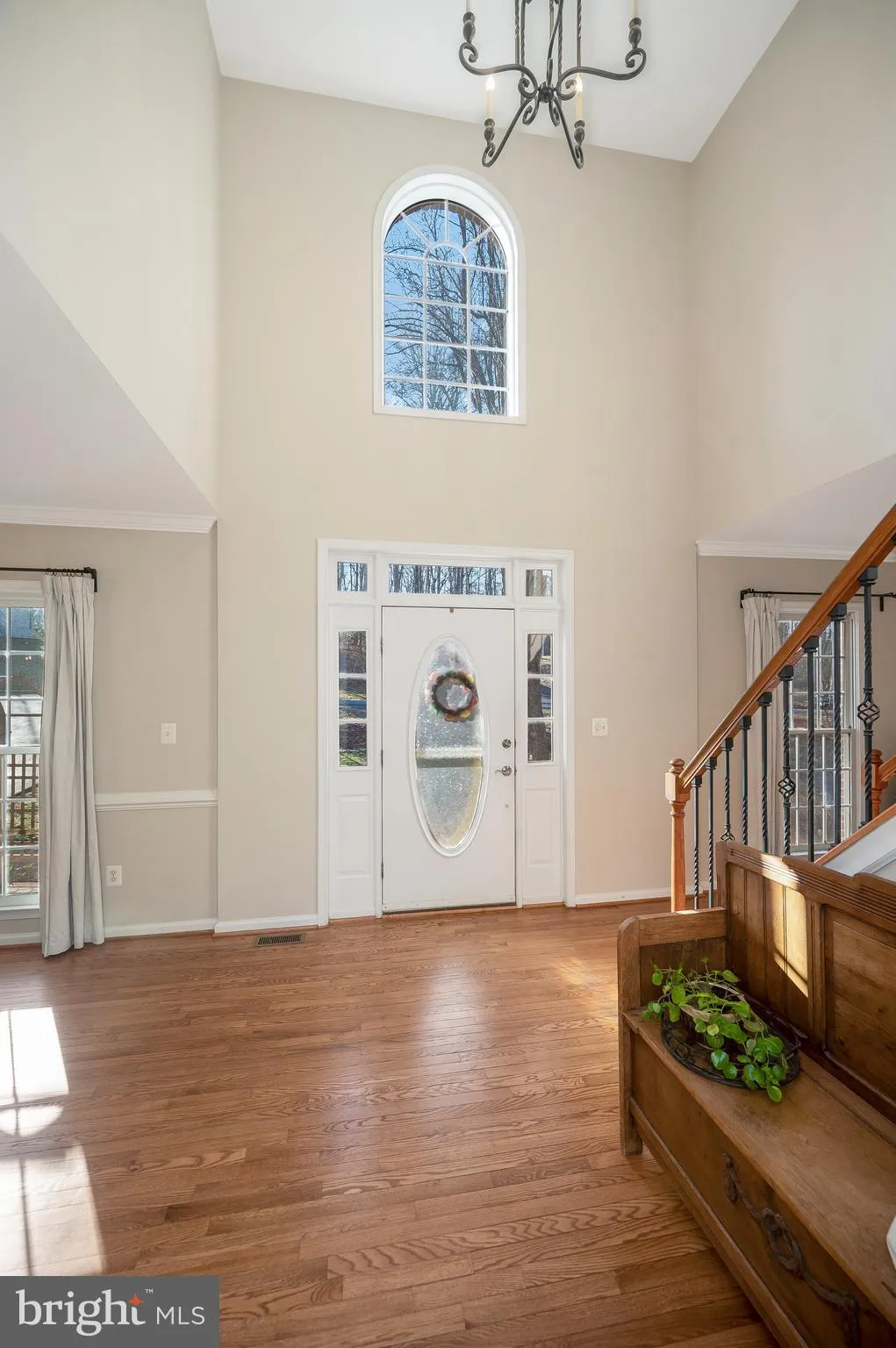 Manassas, Virginia 20112, United States, 5 Bedrooms Bedrooms, ,4 BathroomsBathrooms,Residential,Contingent,91459