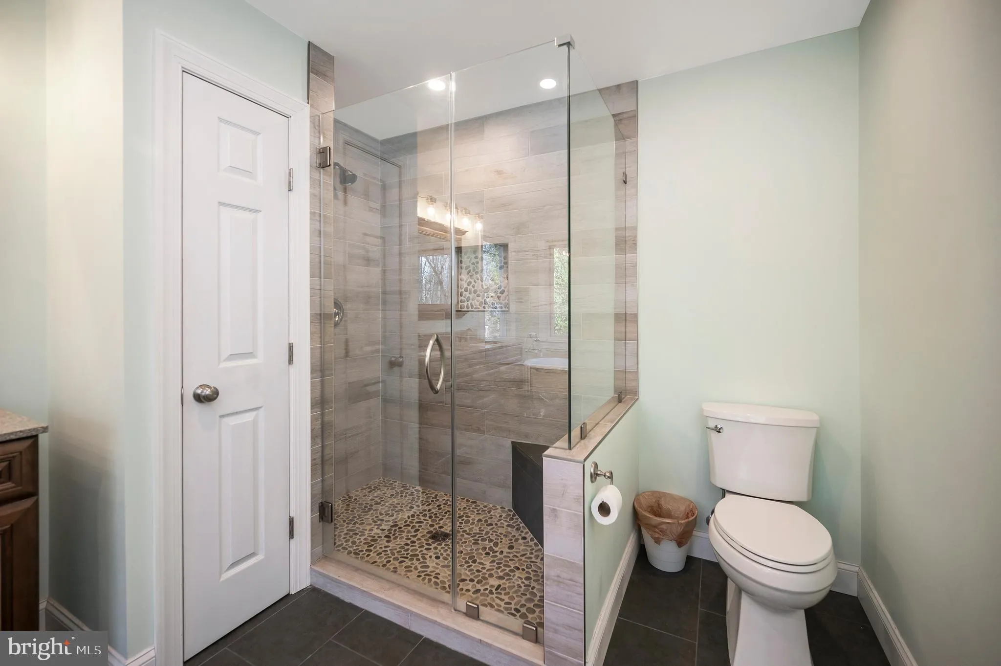 Manassas, Virginia 20112, United States, 5 Bedrooms Bedrooms, ,4 BathroomsBathrooms,Residential,Contingent,91459