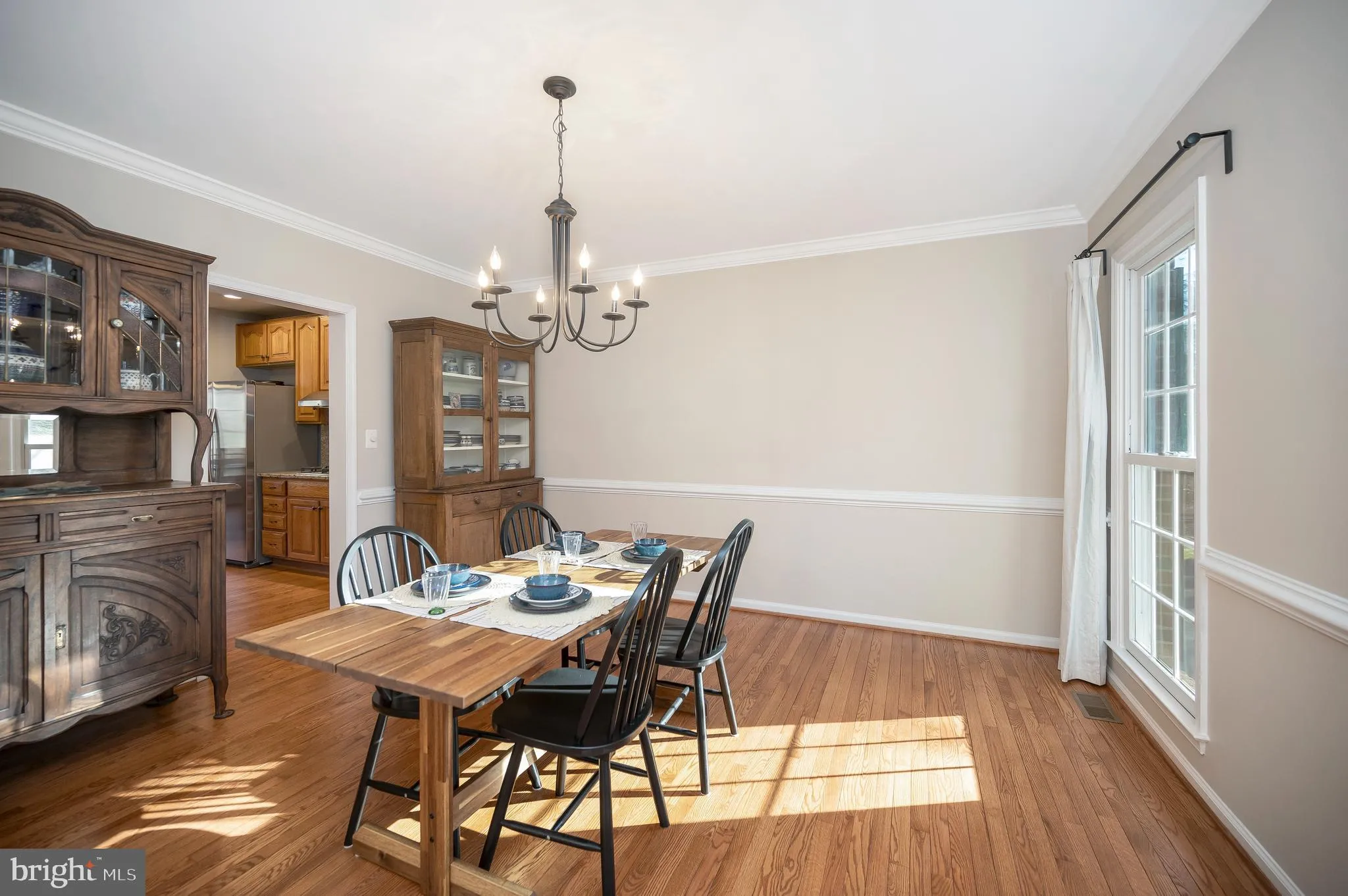 Manassas, Virginia 20112, United States, 5 Bedrooms Bedrooms, ,4 BathroomsBathrooms,Residential,Contingent,91459