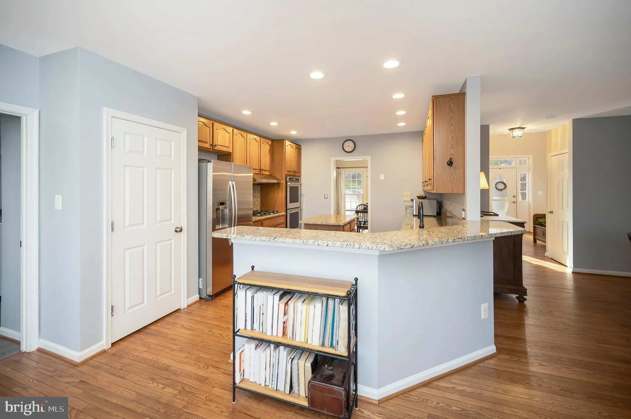 Manassas, Virginia 20112, United States, 5 Bedrooms Bedrooms, ,4 BathroomsBathrooms,Residential,Contingent,91459