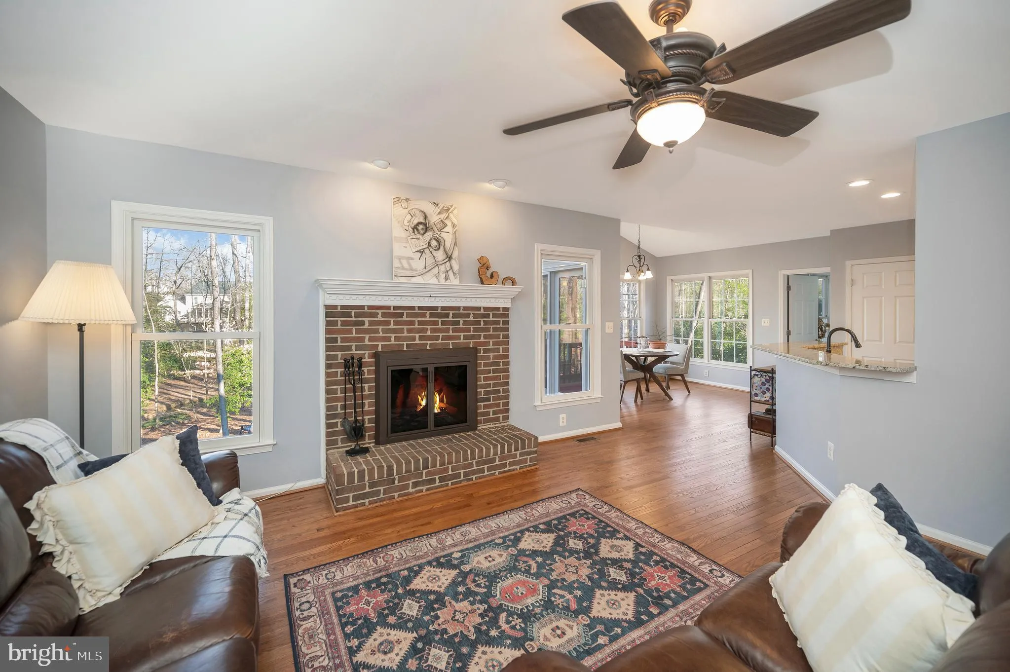 Manassas, Virginia 20112, United States, 5 Bedrooms Bedrooms, ,4 BathroomsBathrooms,Residential,Contingent,91459