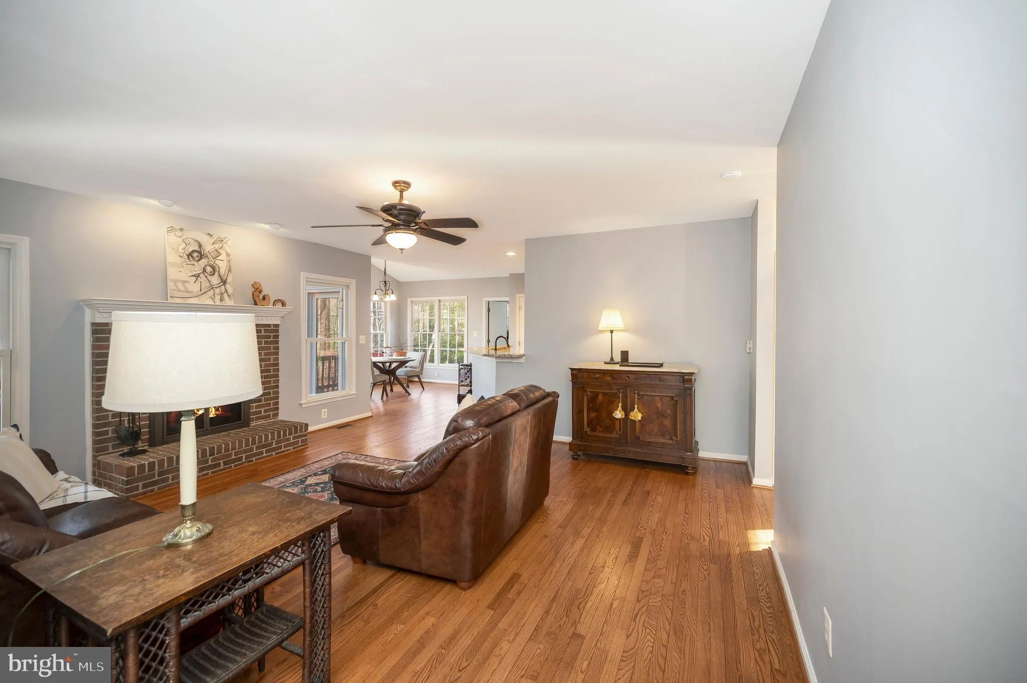 Manassas, Virginia 20112, United States, 5 Bedrooms Bedrooms, ,4 BathroomsBathrooms,Residential,Contingent,91459