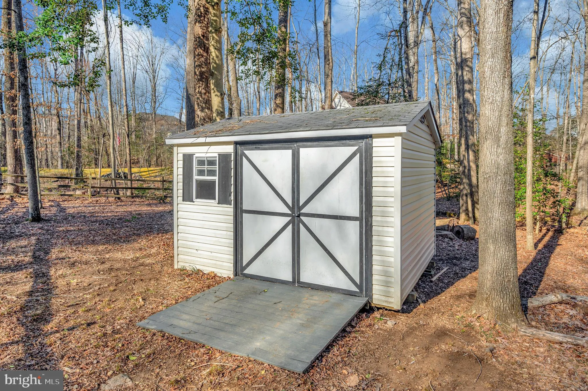 Manassas, Virginia 20112, United States, 5 Bedrooms Bedrooms, ,4 BathroomsBathrooms,Residential,Contingent,91459