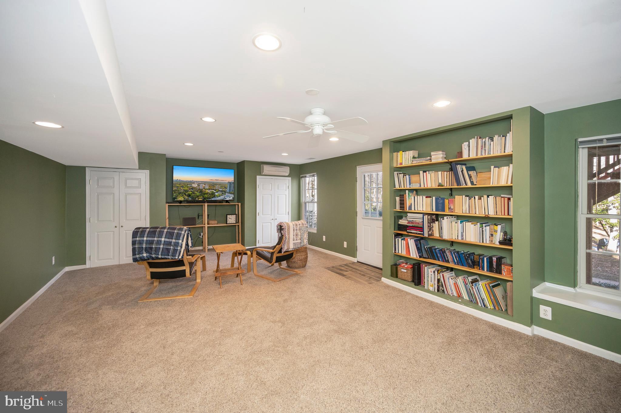 VALLEY VUE - Residential