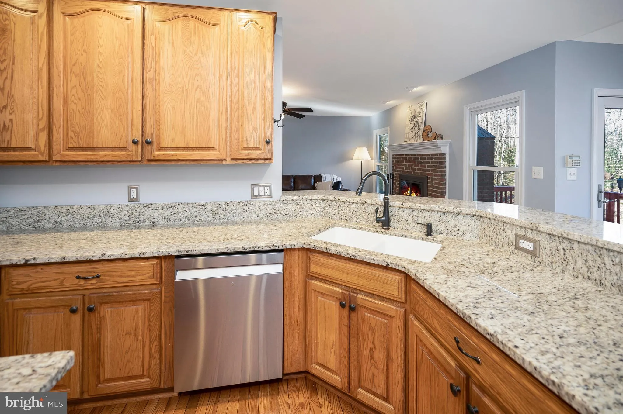 Manassas, Virginia 20112, United States, 5 Bedrooms Bedrooms, ,4 BathroomsBathrooms,Residential,Contingent,91459