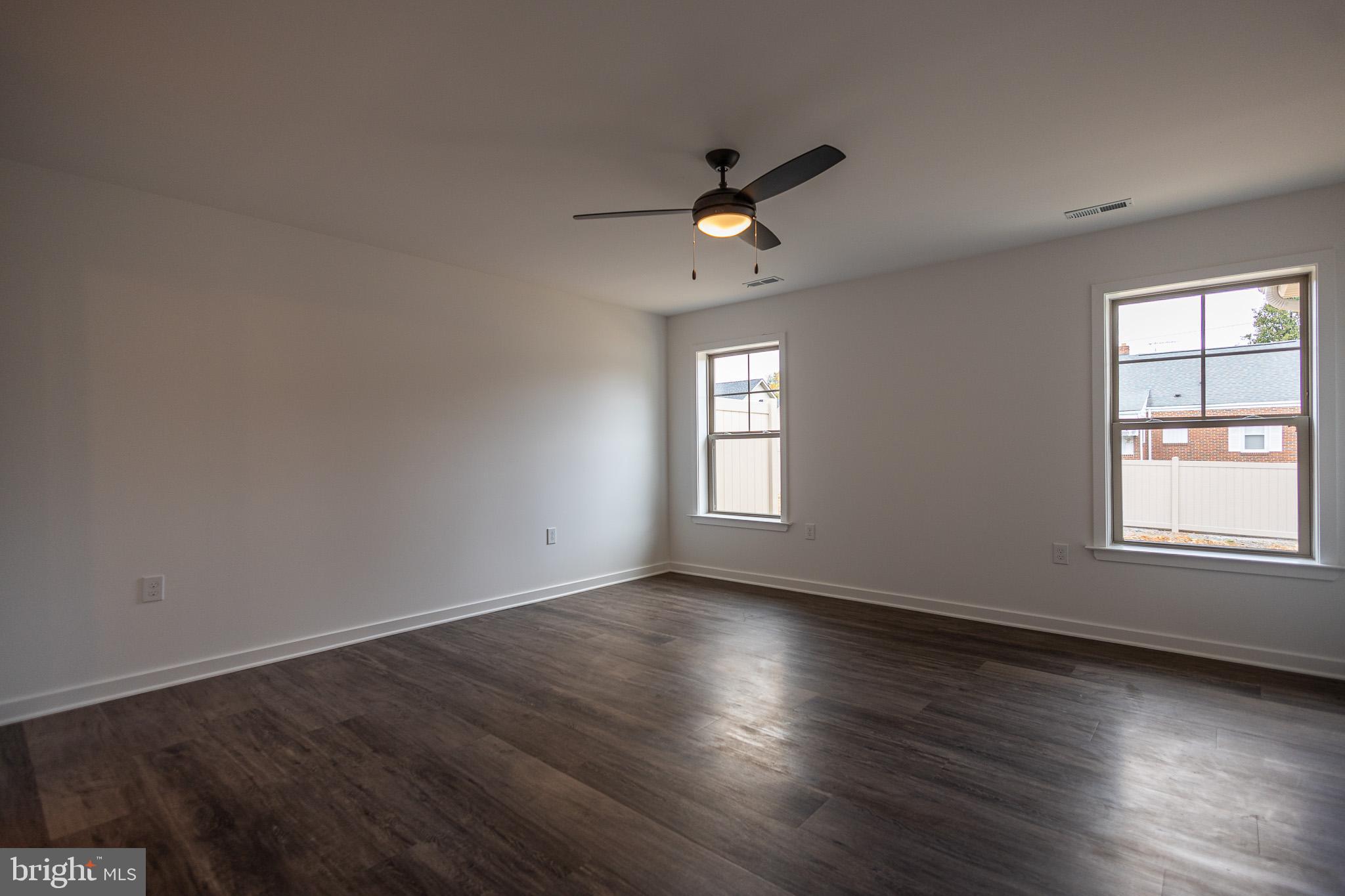 THE VILLAS AT WARM SPRINGS - Residential