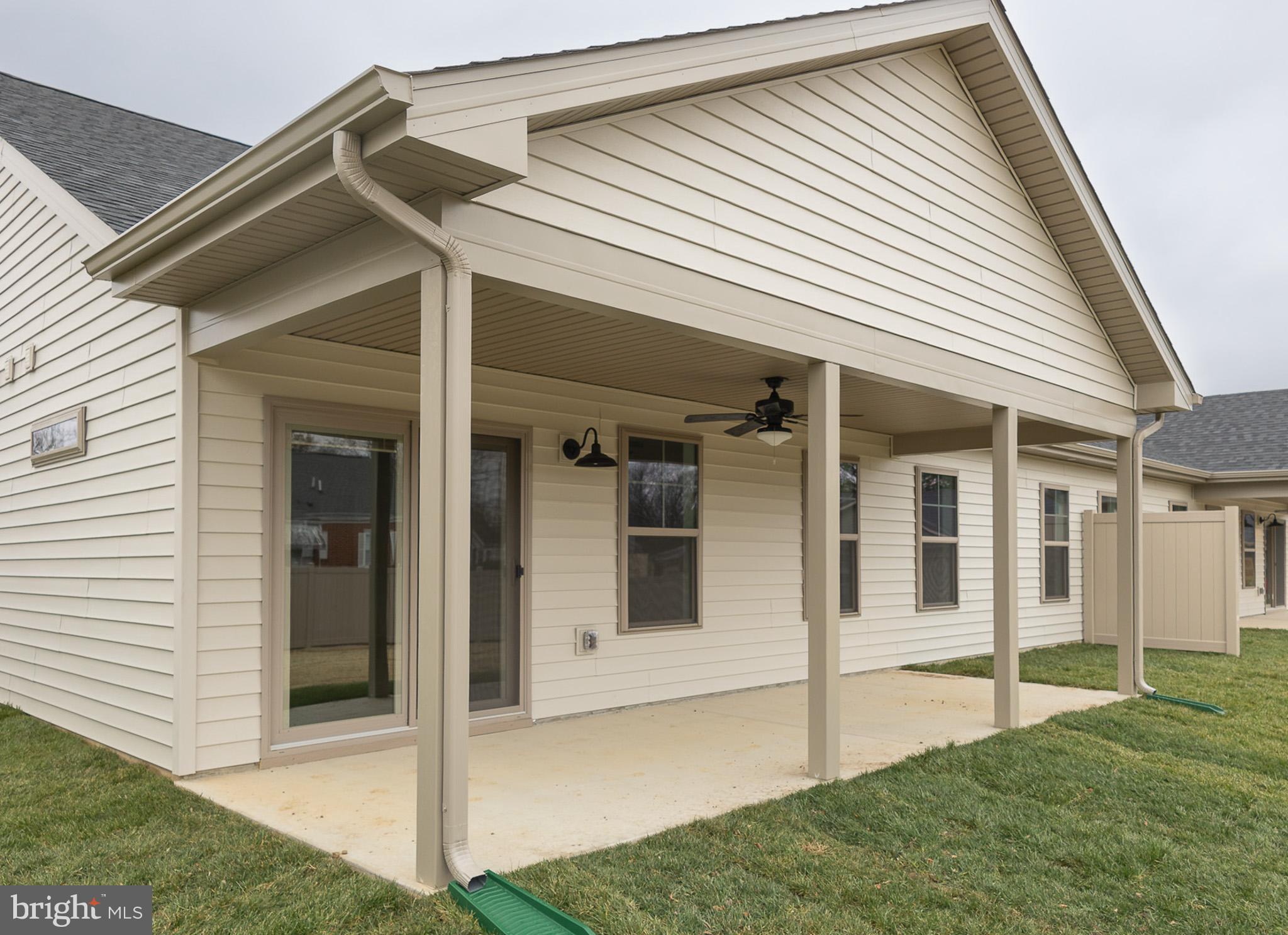 THE VILLAS AT WARM SPRINGS - Residential