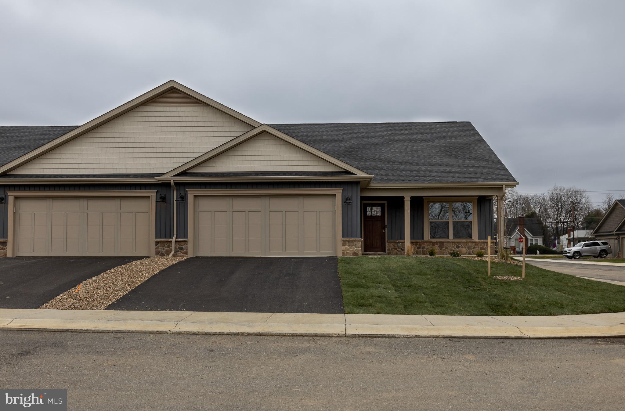 THE VILLAS AT WARM SPRINGS - Residential