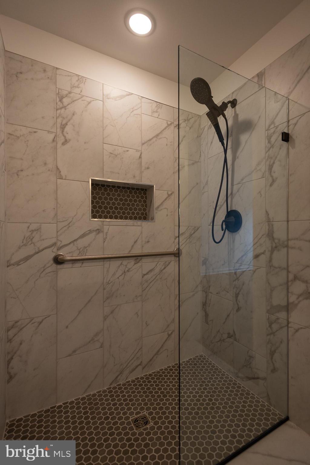 THE VILLAS AT WARM SPRINGS - Residential