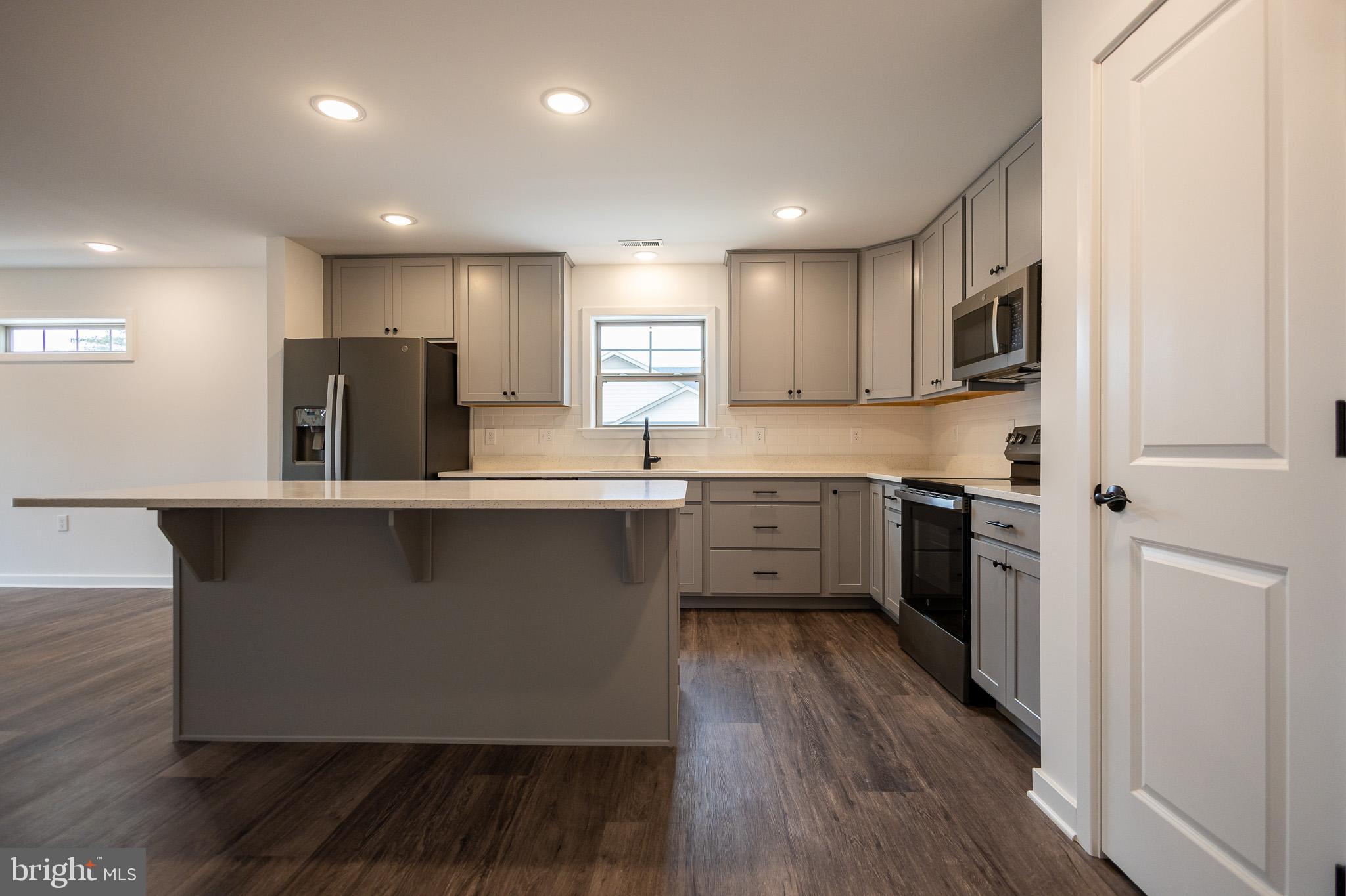 THE VILLAS AT WARM SPRINGS - Residential