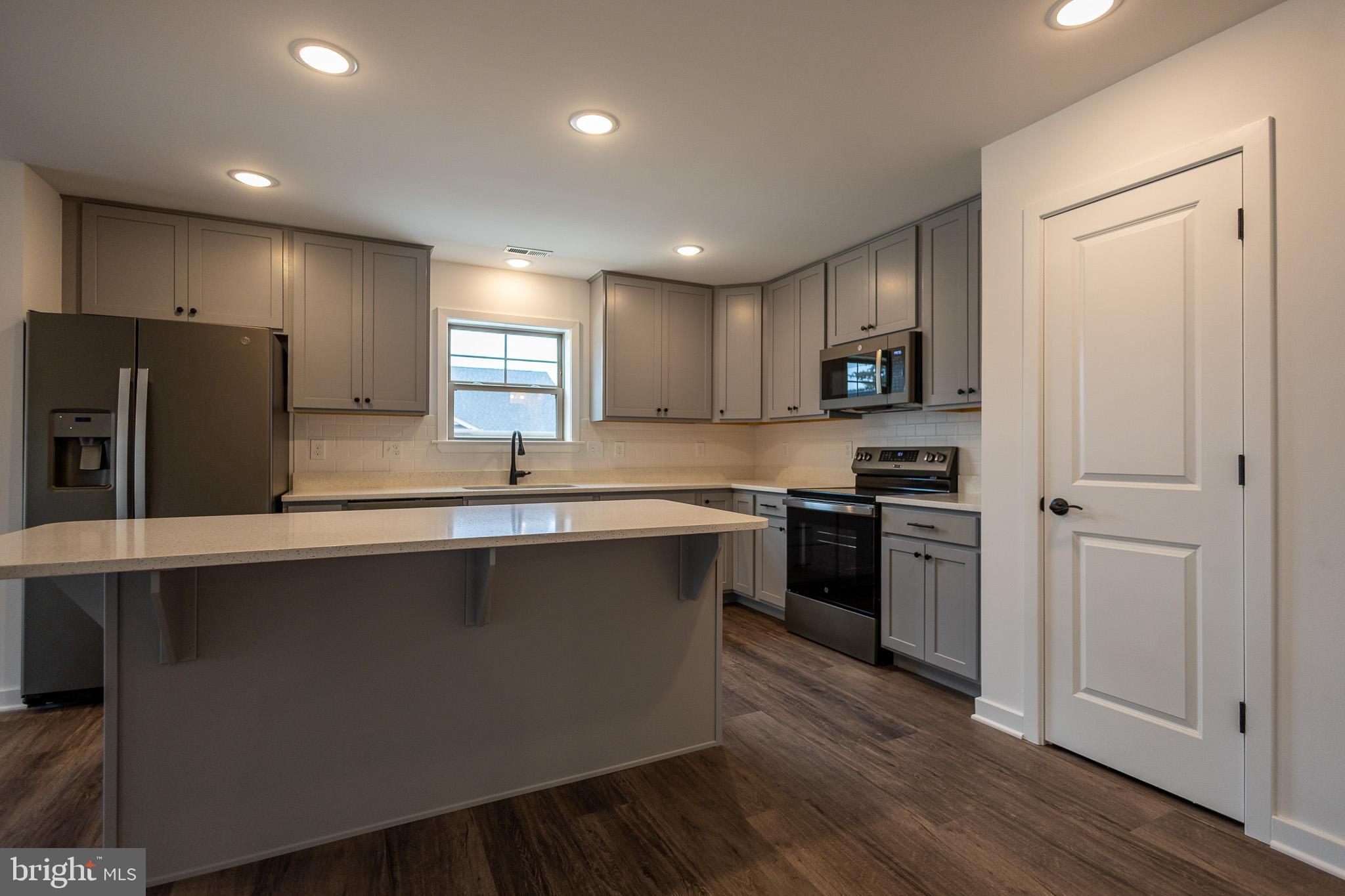 THE VILLAS AT WARM SPRINGS - Residential