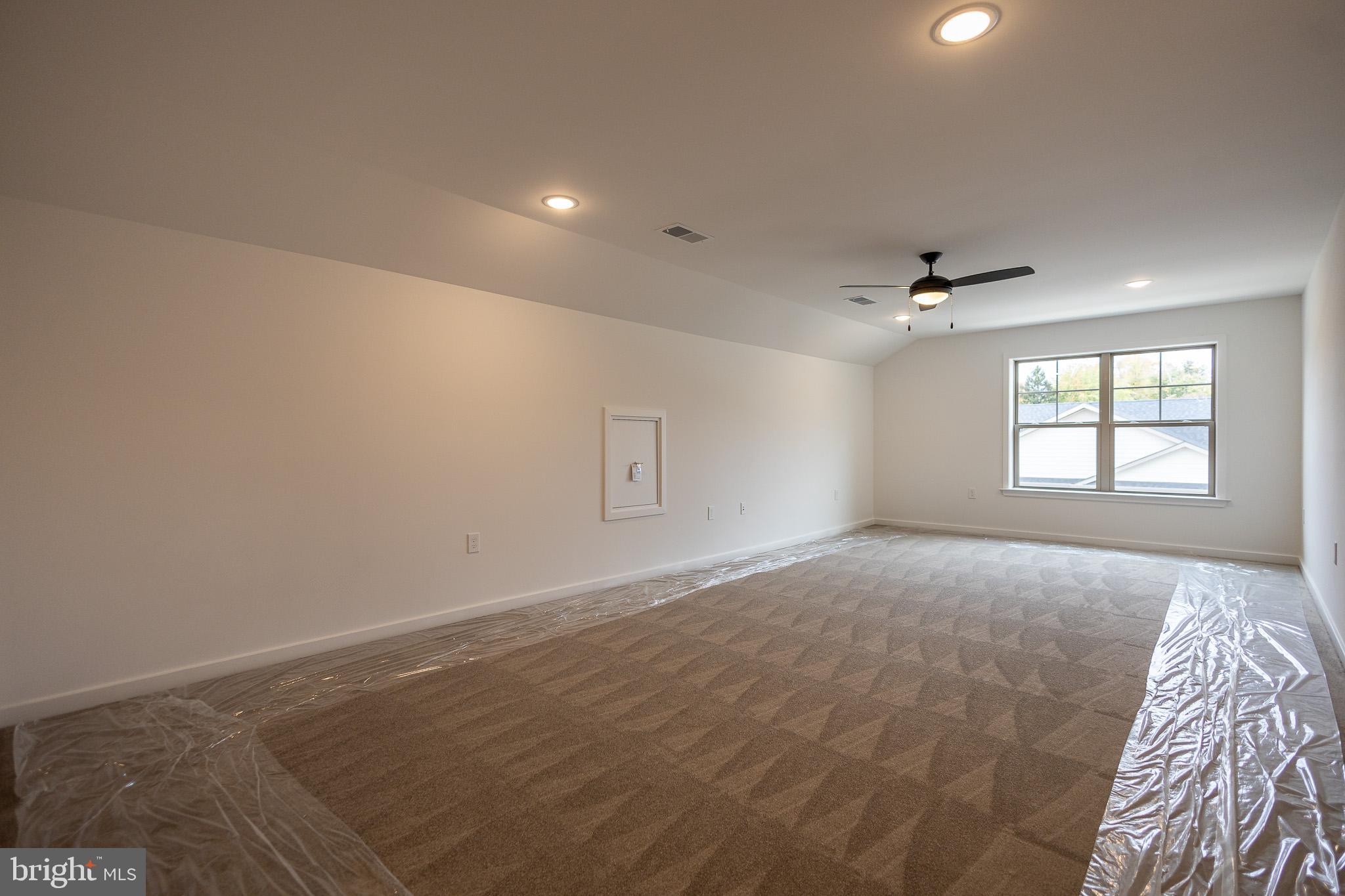 THE VILLAS AT WARM SPRINGS - Residential