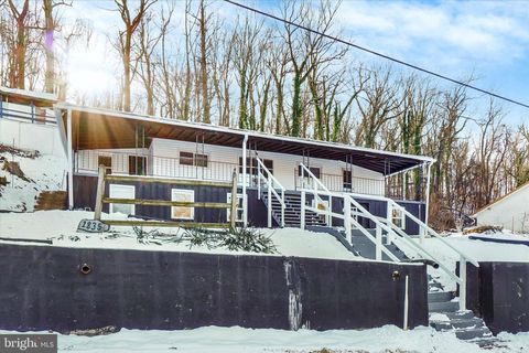 1835 CONEWAGO CREEK ROAD MANCHESTER PA 17345