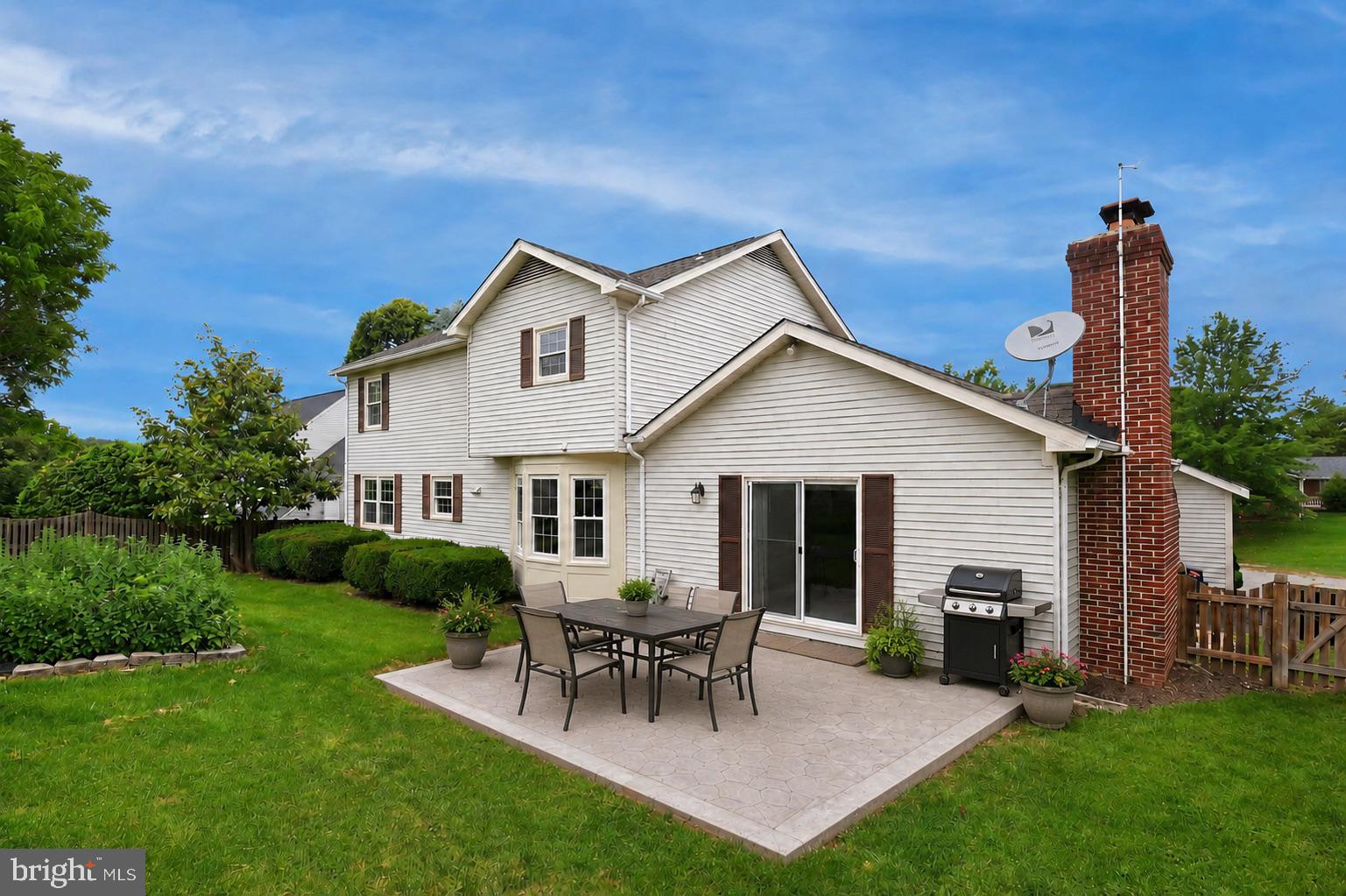 103 COUNTRY CLUB DRIVE SW