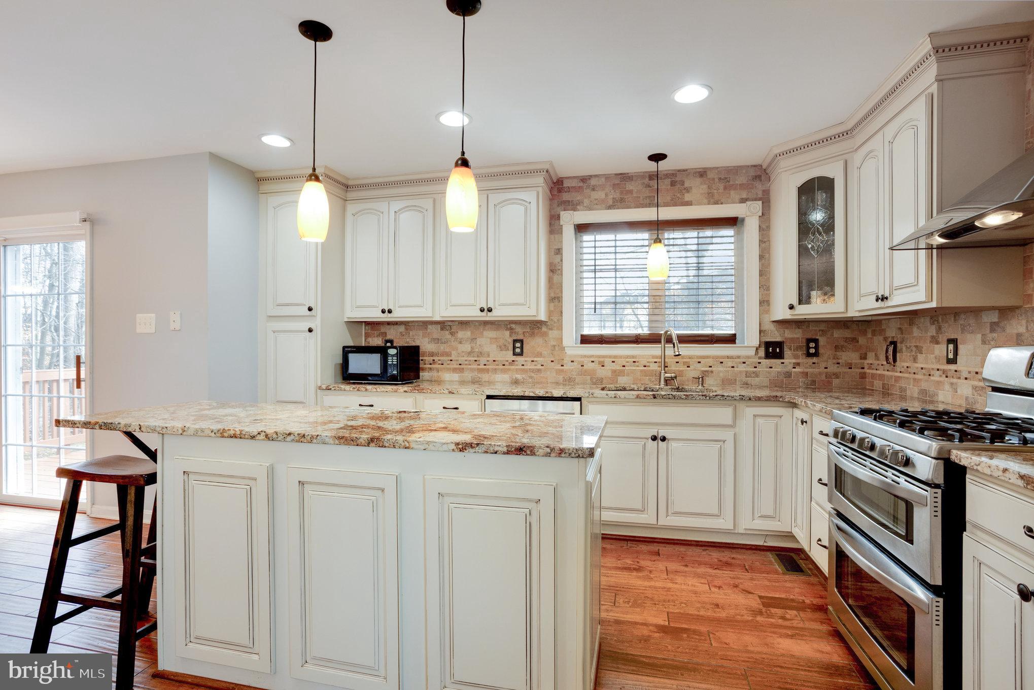 FOREST OAKS - Residential