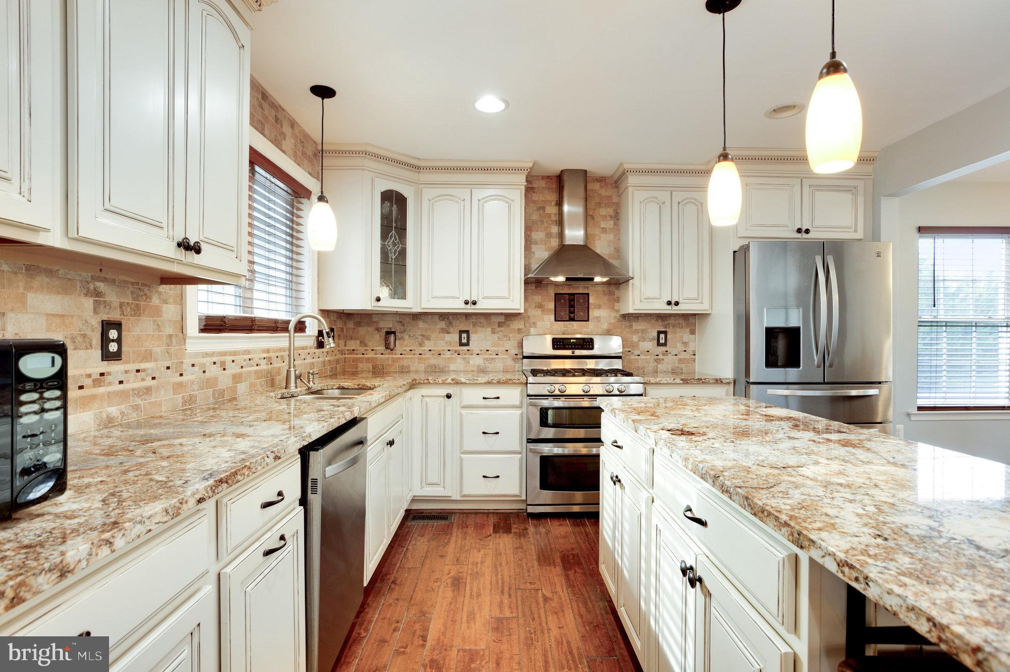 FOREST OAKS - Residential