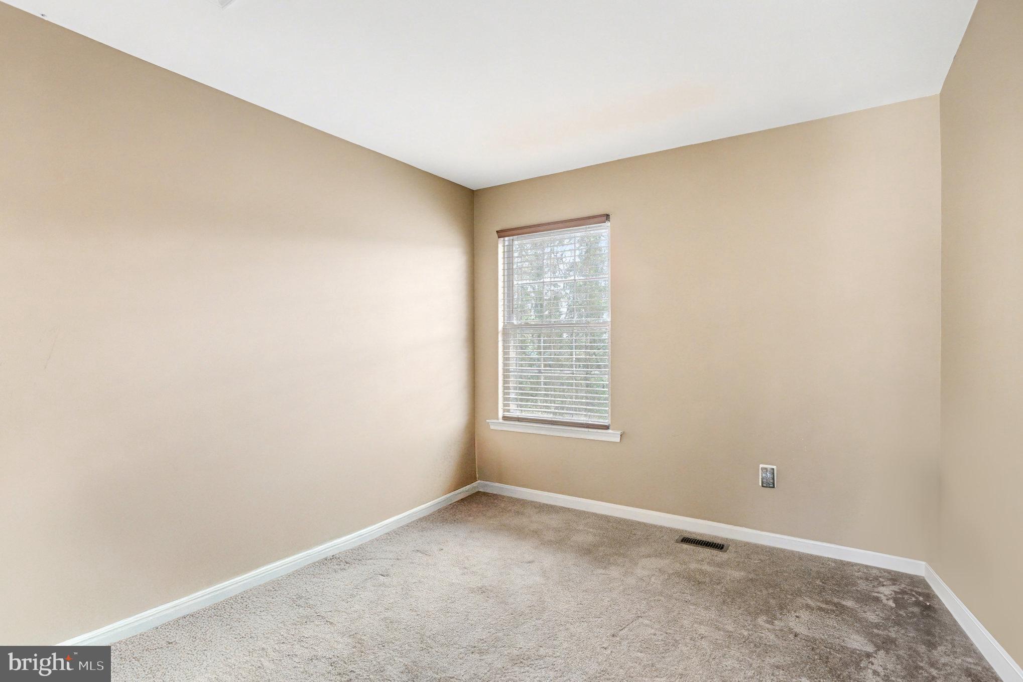 FOREST OAKS - Residential