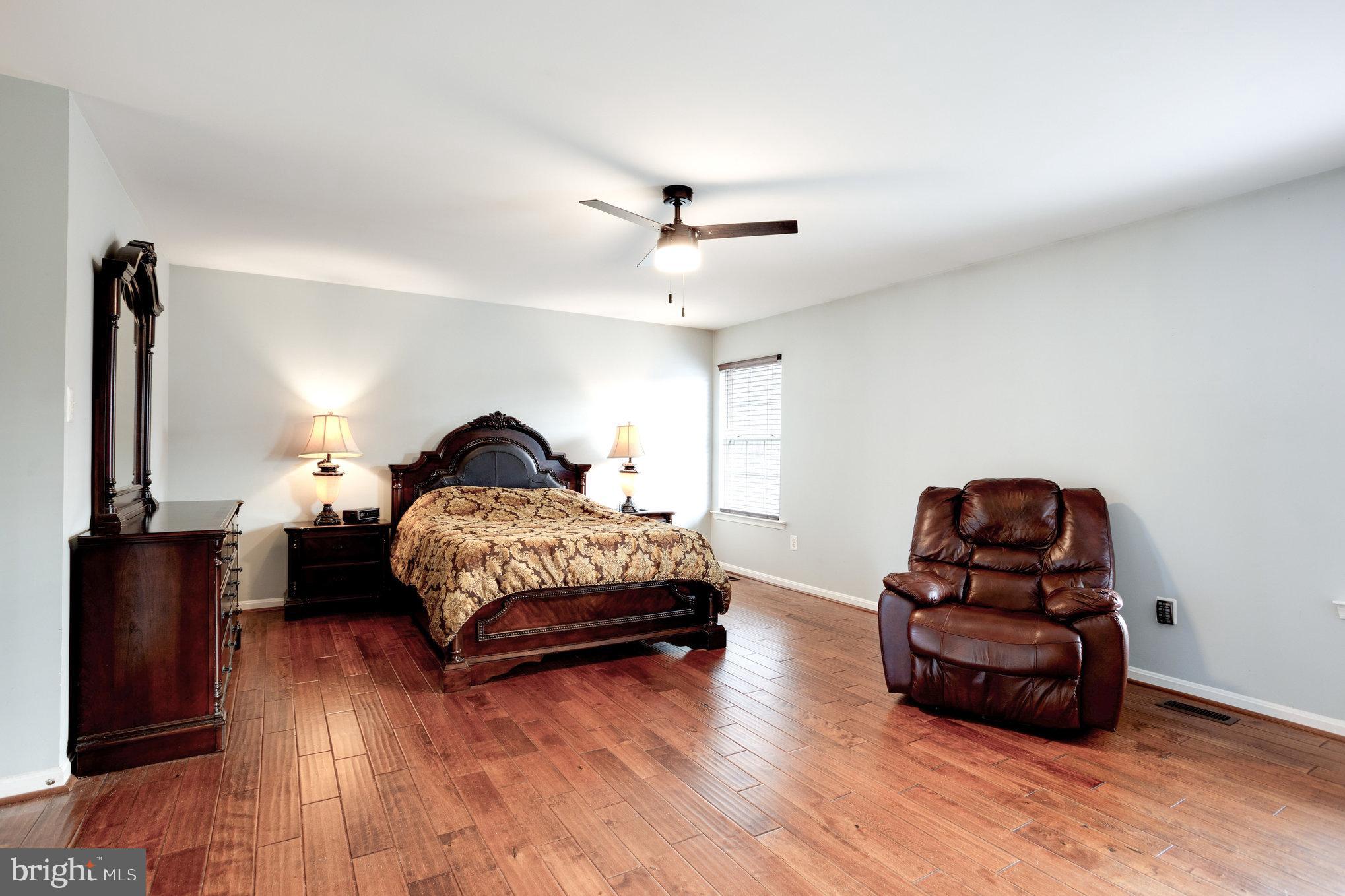 FOREST OAKS - Residential