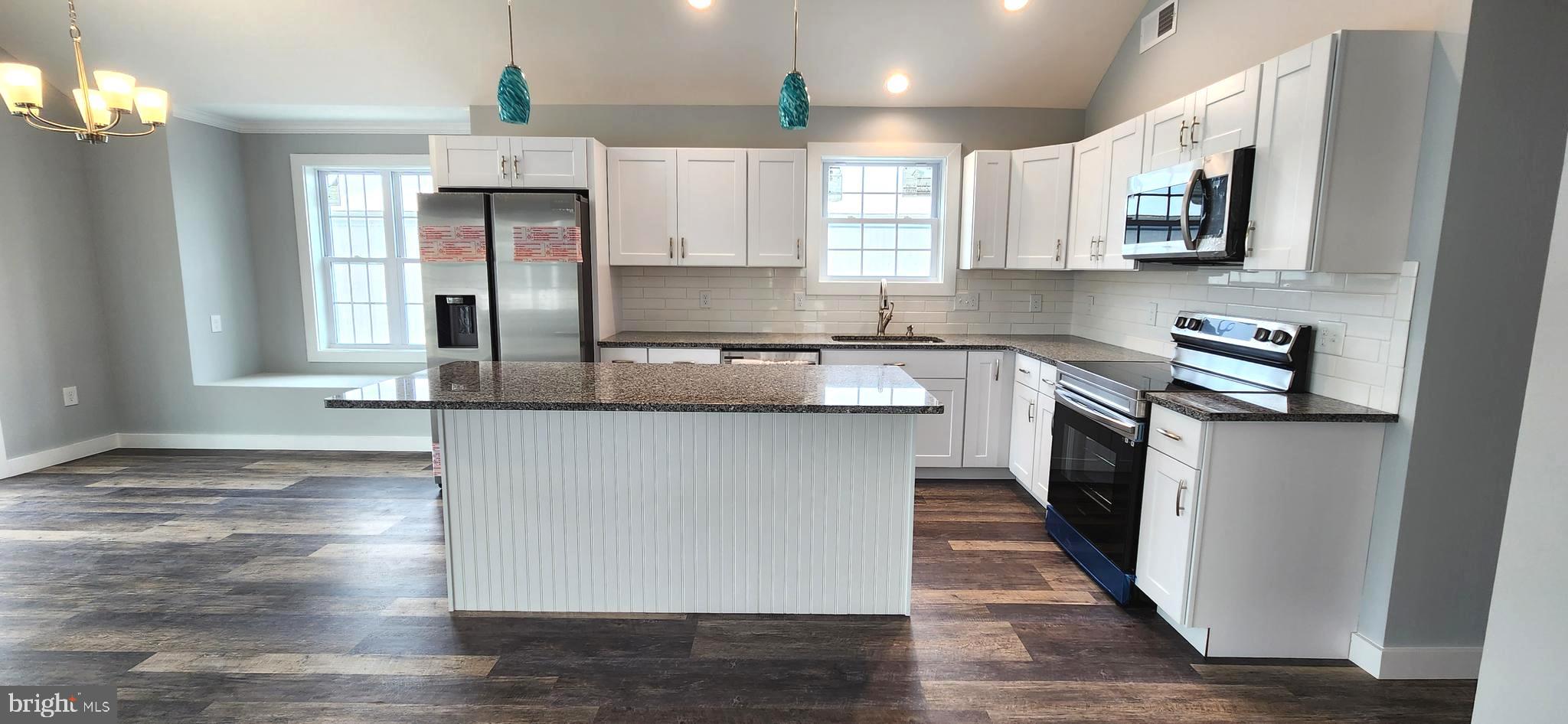 MONTEGO BAY - Residential