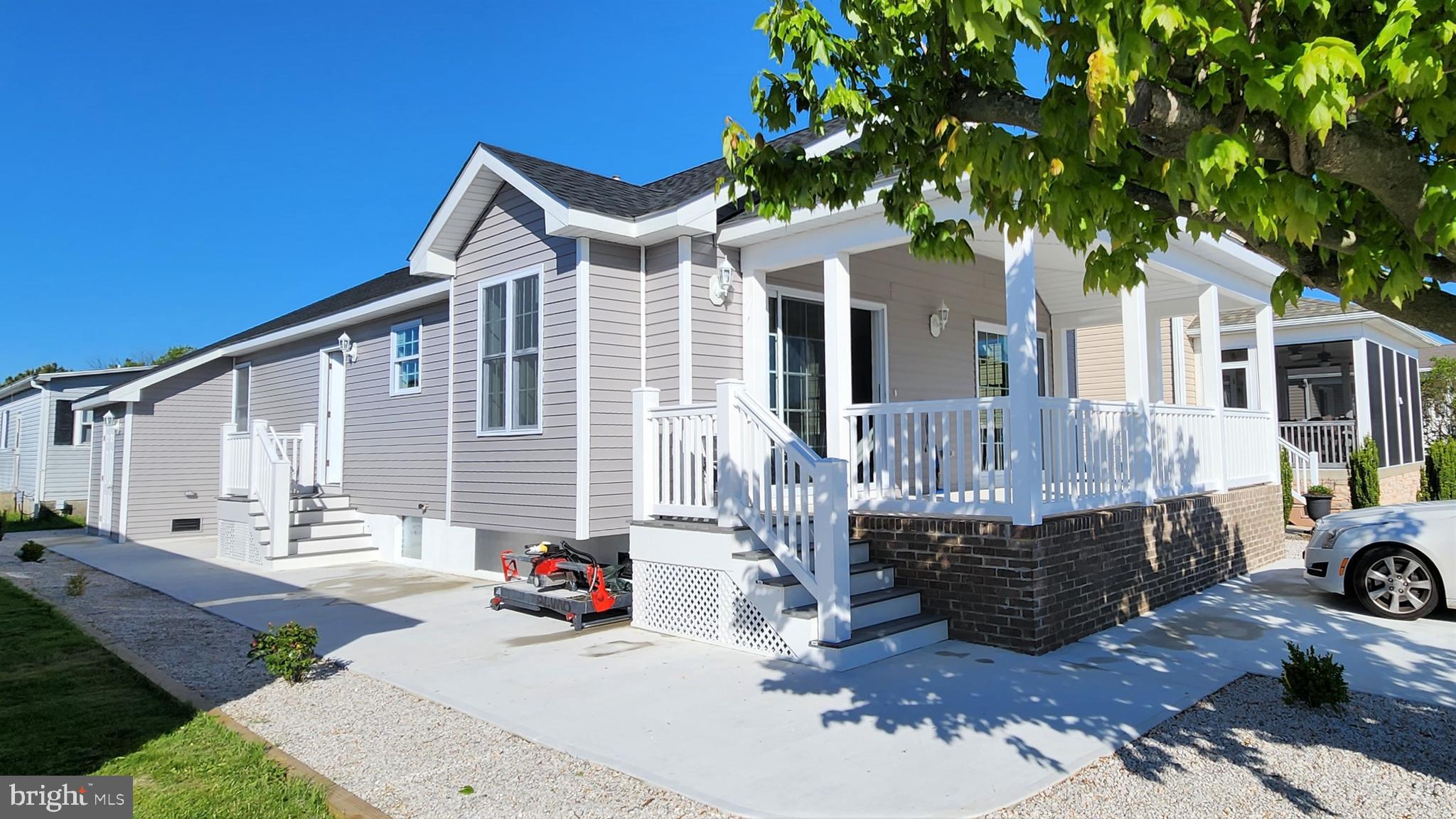 MONTEGO BAY - Residential