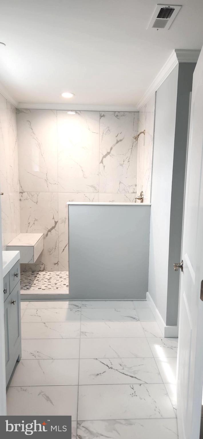 MONTEGO BAY - Residential