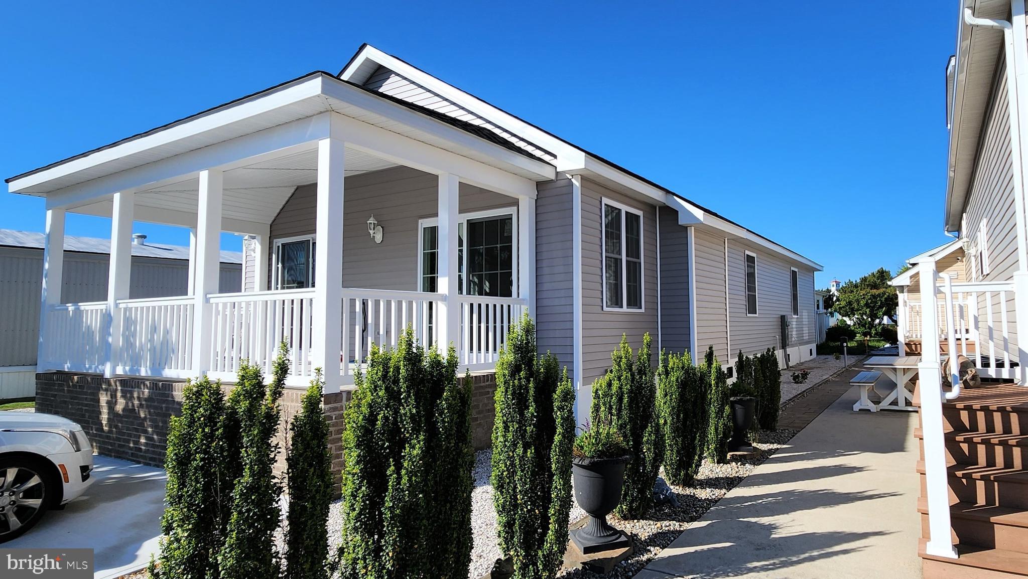 MONTEGO BAY - Residential