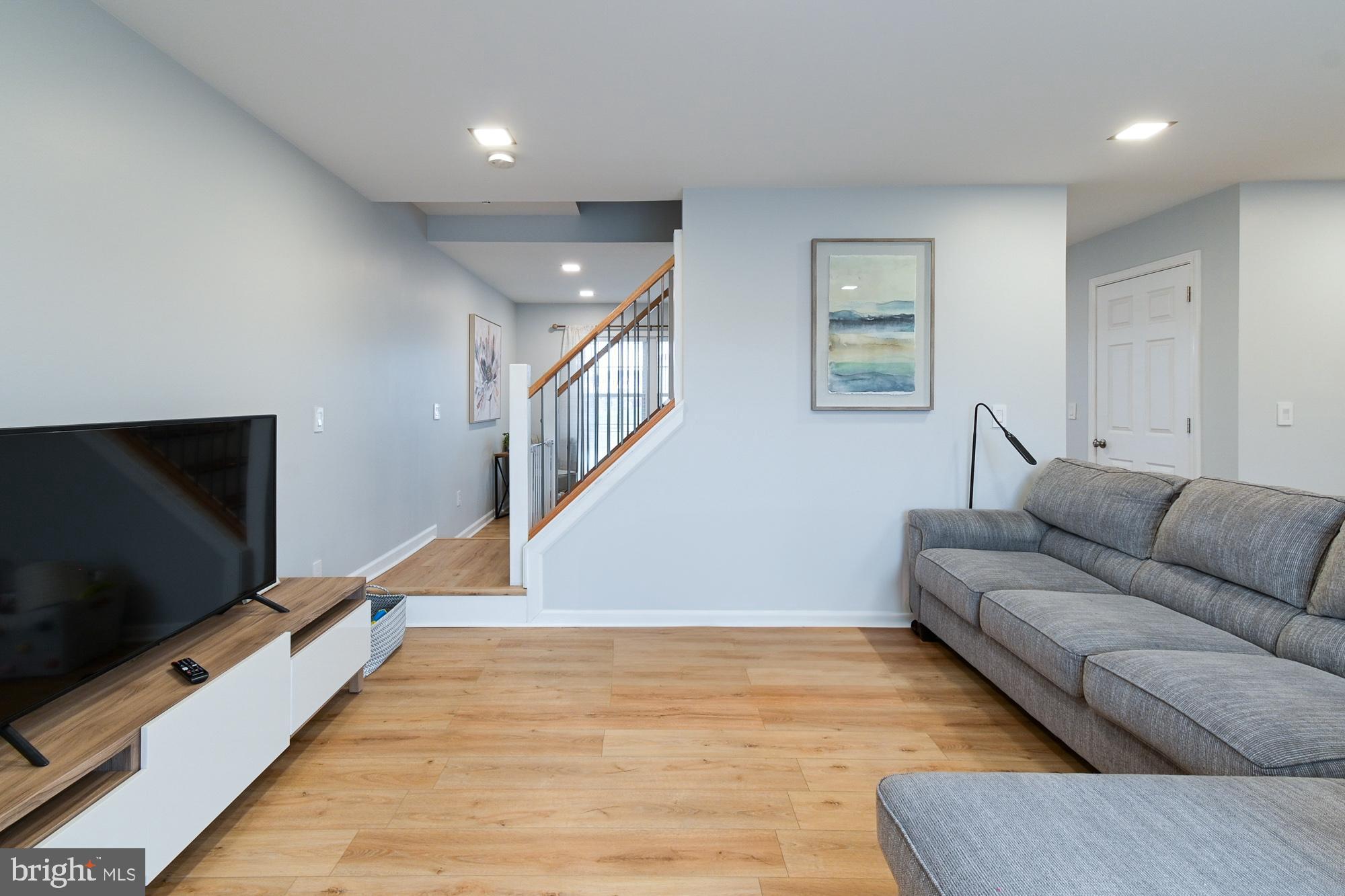 SUMMER HILL - Residential Lease