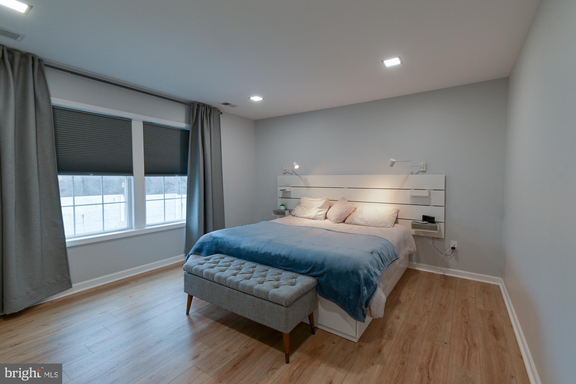 SUMMER HILL - Residential Lease