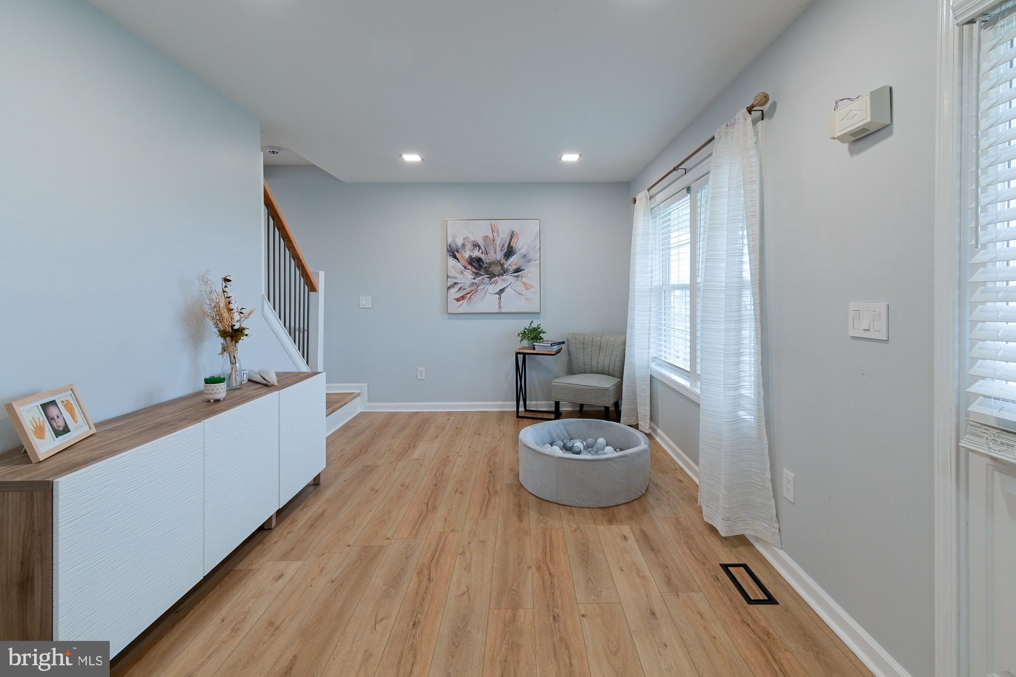 SUMMER HILL - Residential Lease