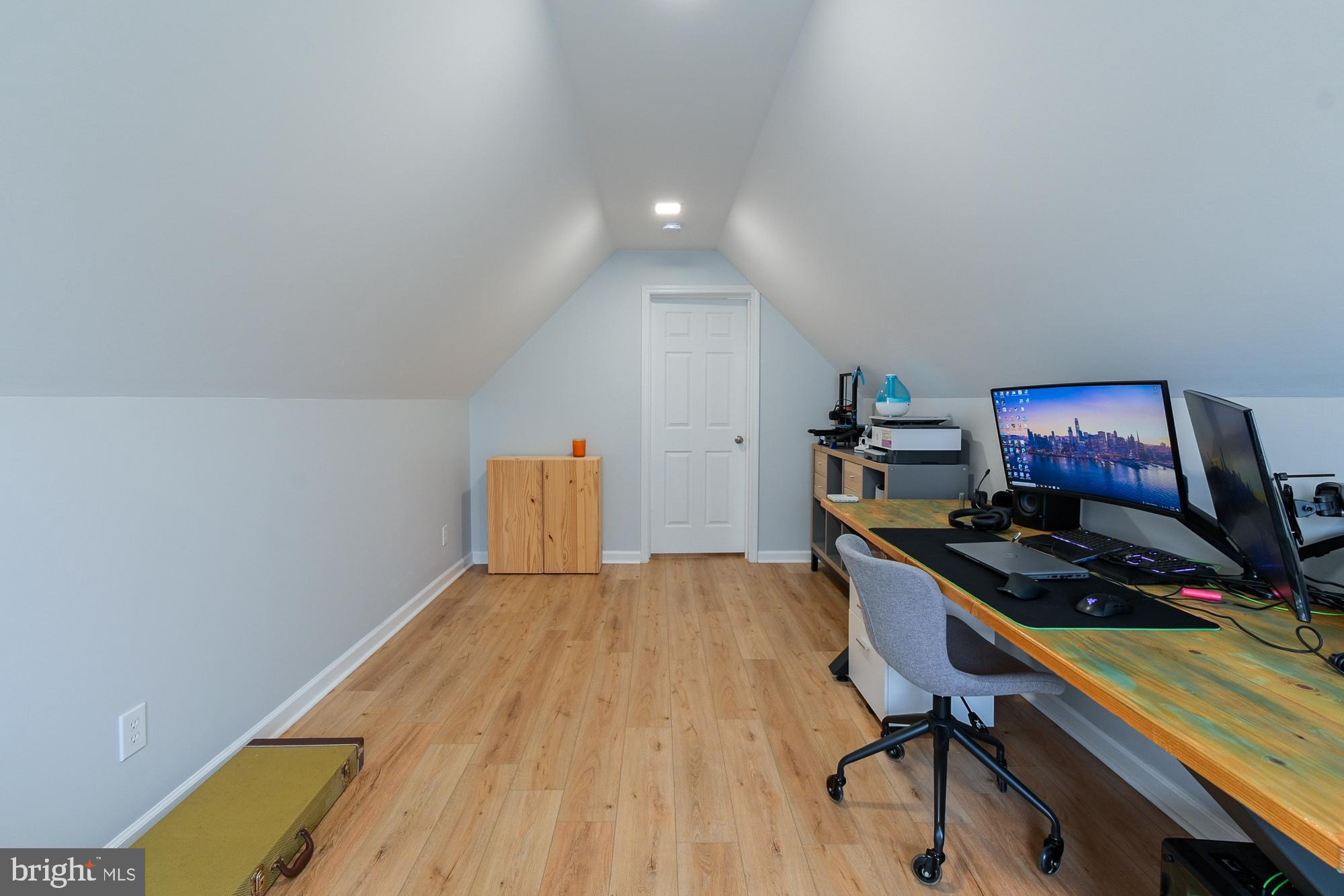 SUMMER HILL - Residential Lease