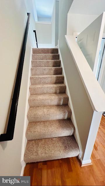 TRAILSIDE - Residential Lease