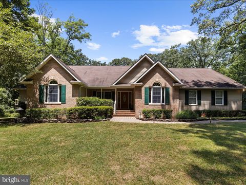 2002 MCKINNON LANE PASADENA MD 21122