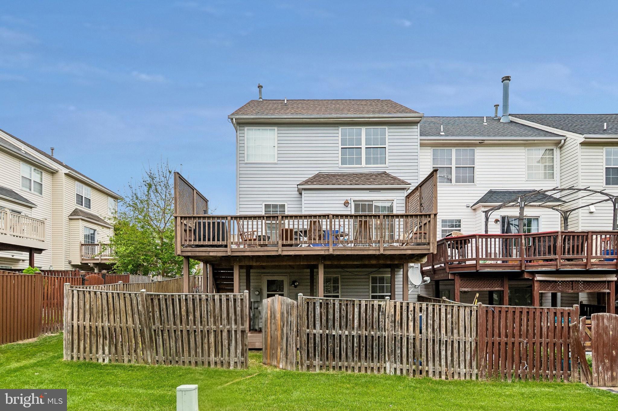 BRIDLEWOOD - Residential