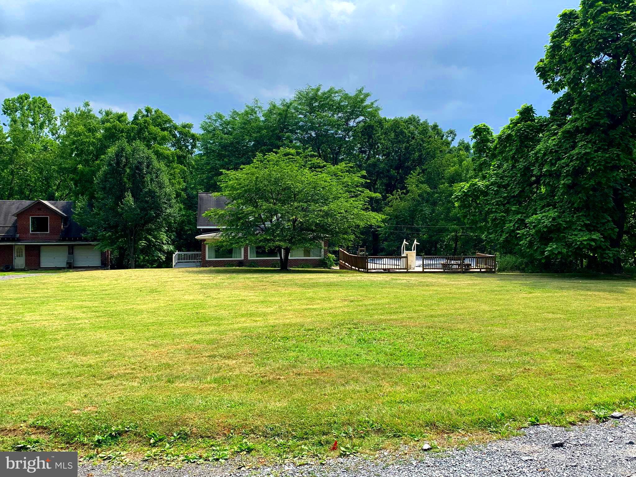 DEATH VALLEY RD - Residential