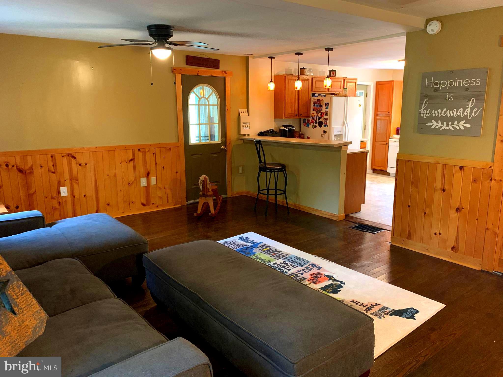 DEATH VALLEY RD - Residential