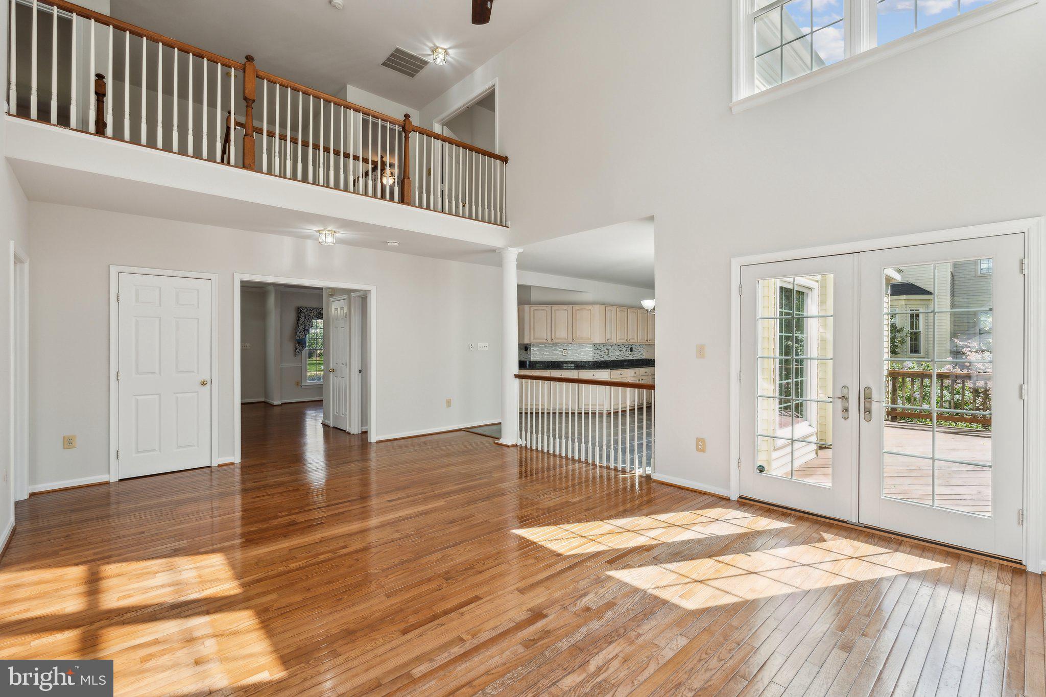 HAMPTON OAKS - Residential