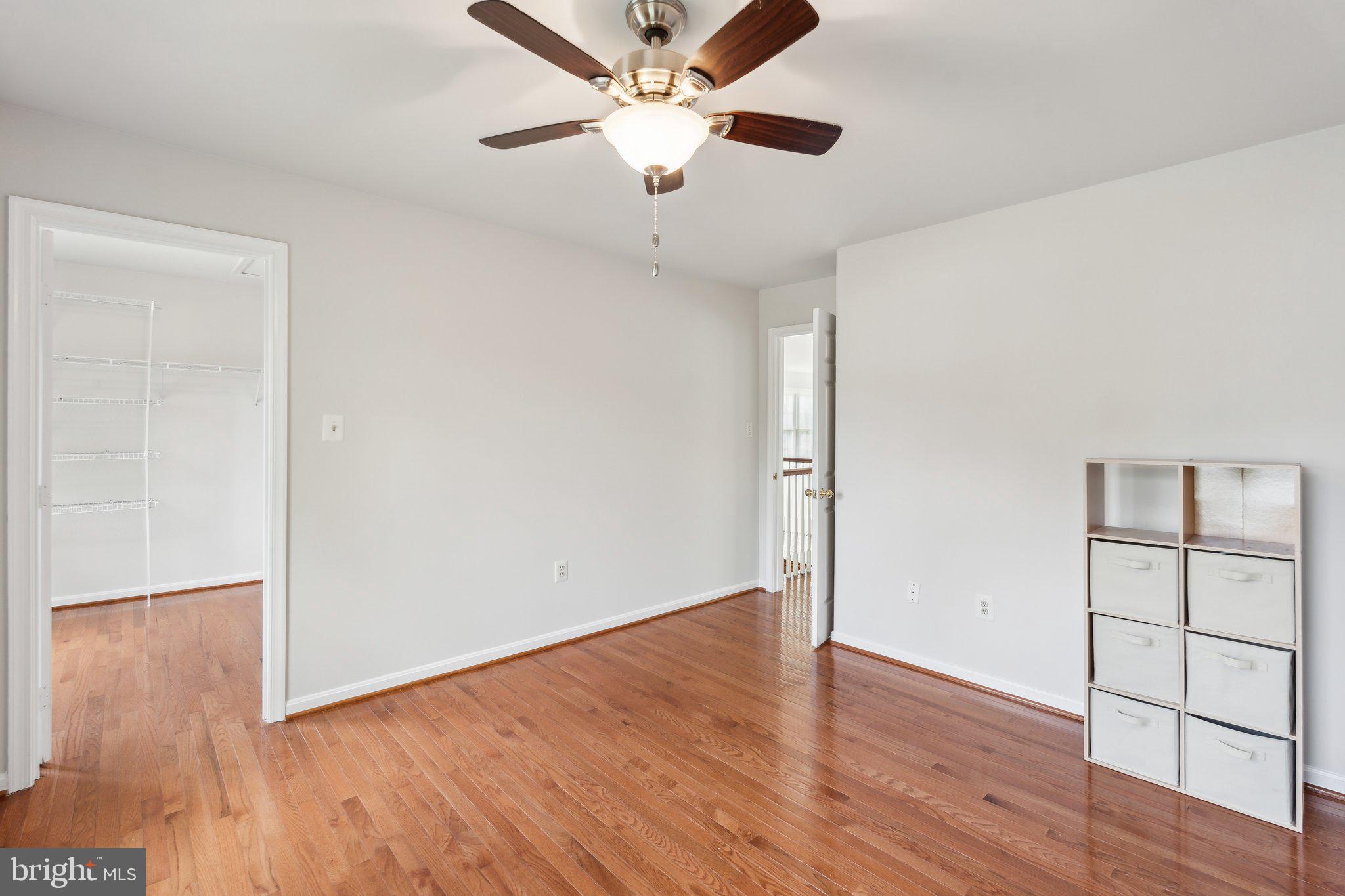 HAMPTON OAKS - Residential