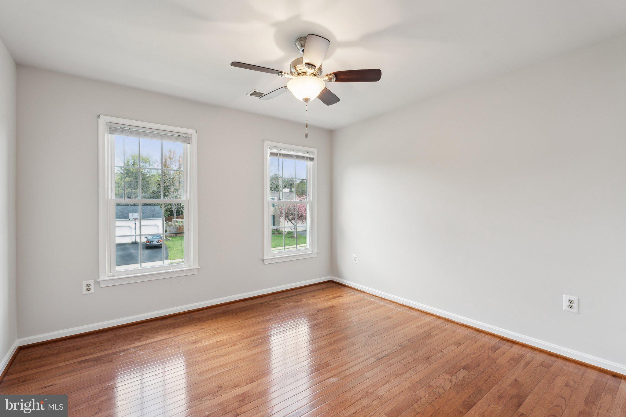 HAMPTON OAKS - Residential