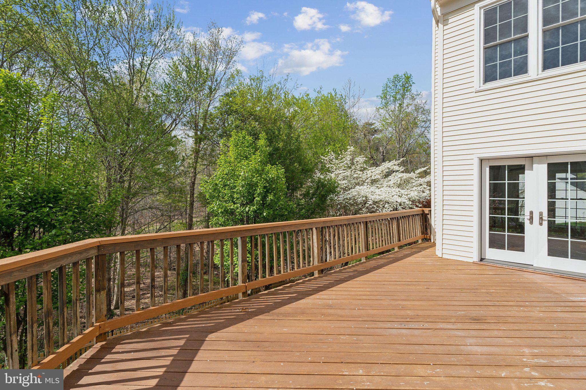 HAMPTON OAKS - Residential