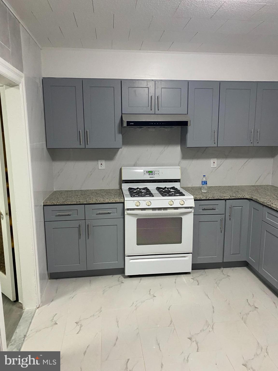 HOLMESBURG - Residential