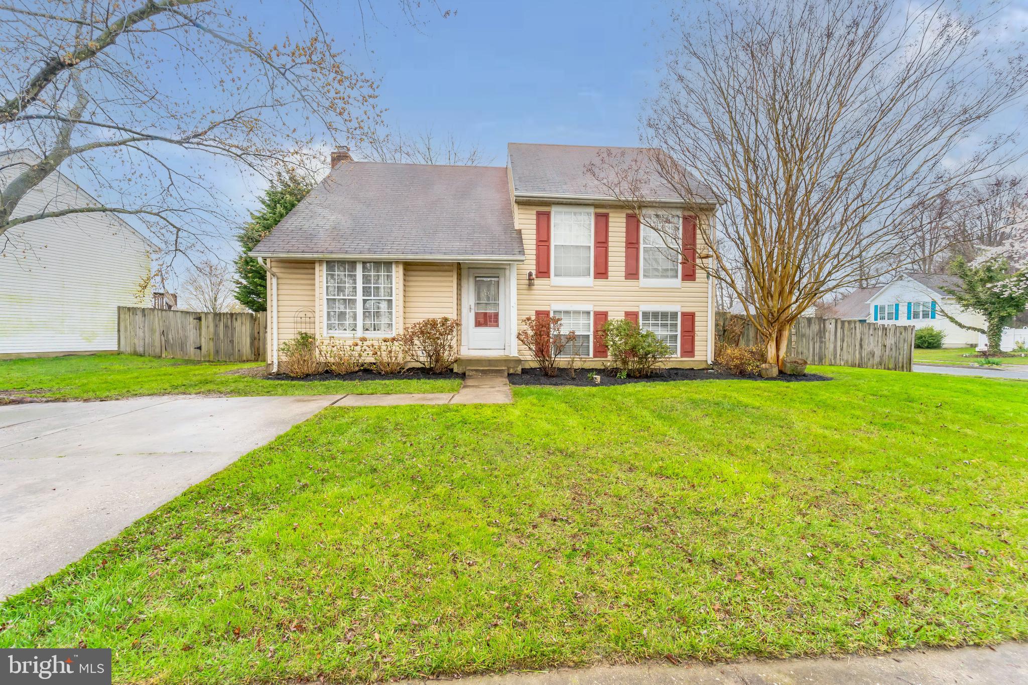 BAY COUNTRY - Residential