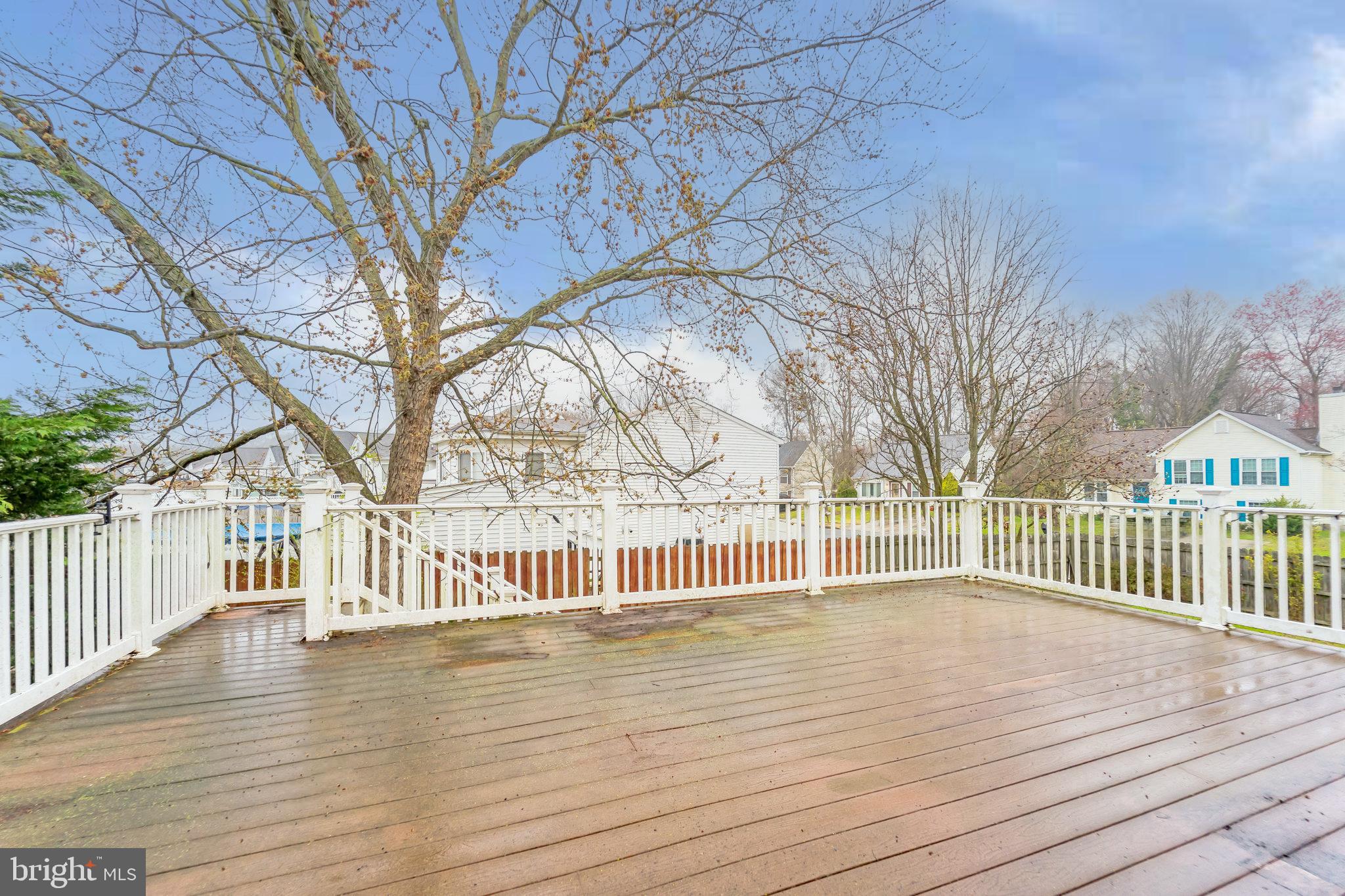 BAY COUNTRY - Residential