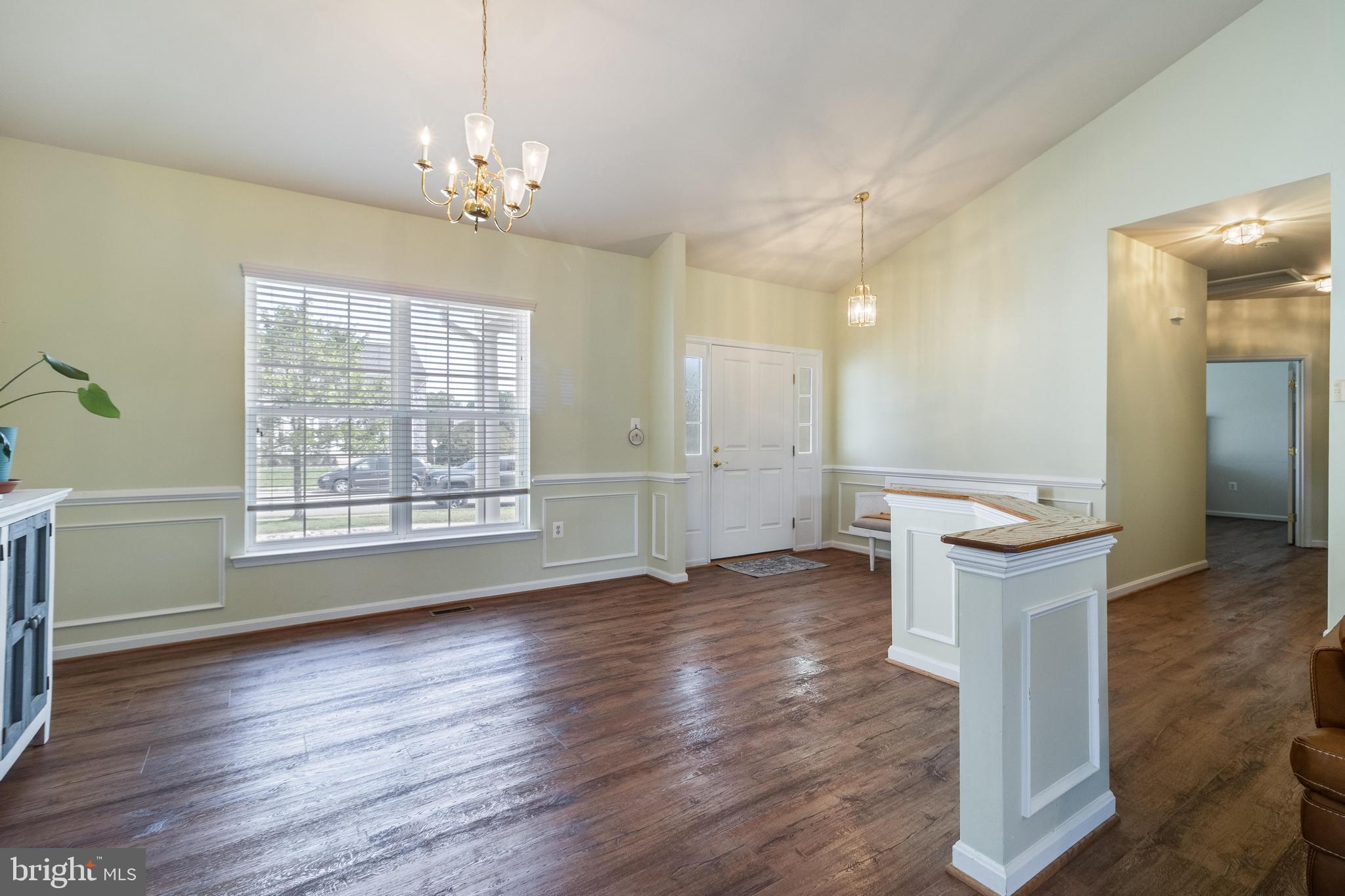 KINGS GRANT LA PLATA - Residential