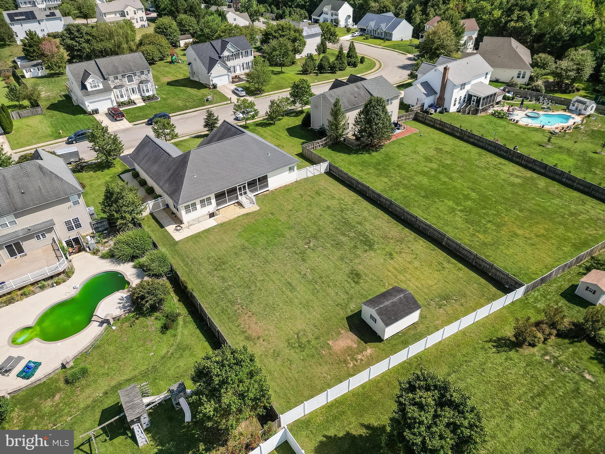 KINGS GRANT LA PLATA - Residential