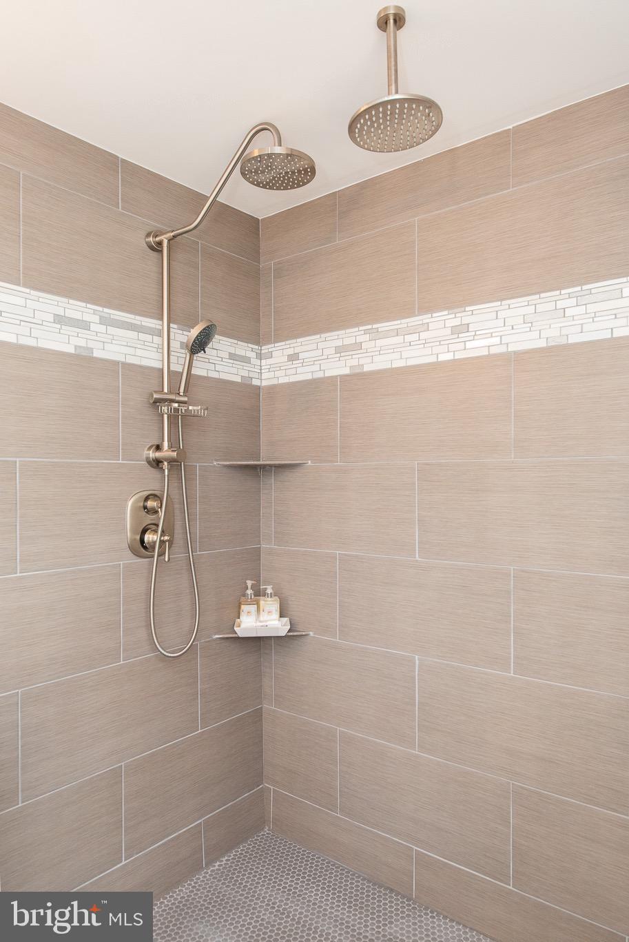 GLEN HAVEN - Residential