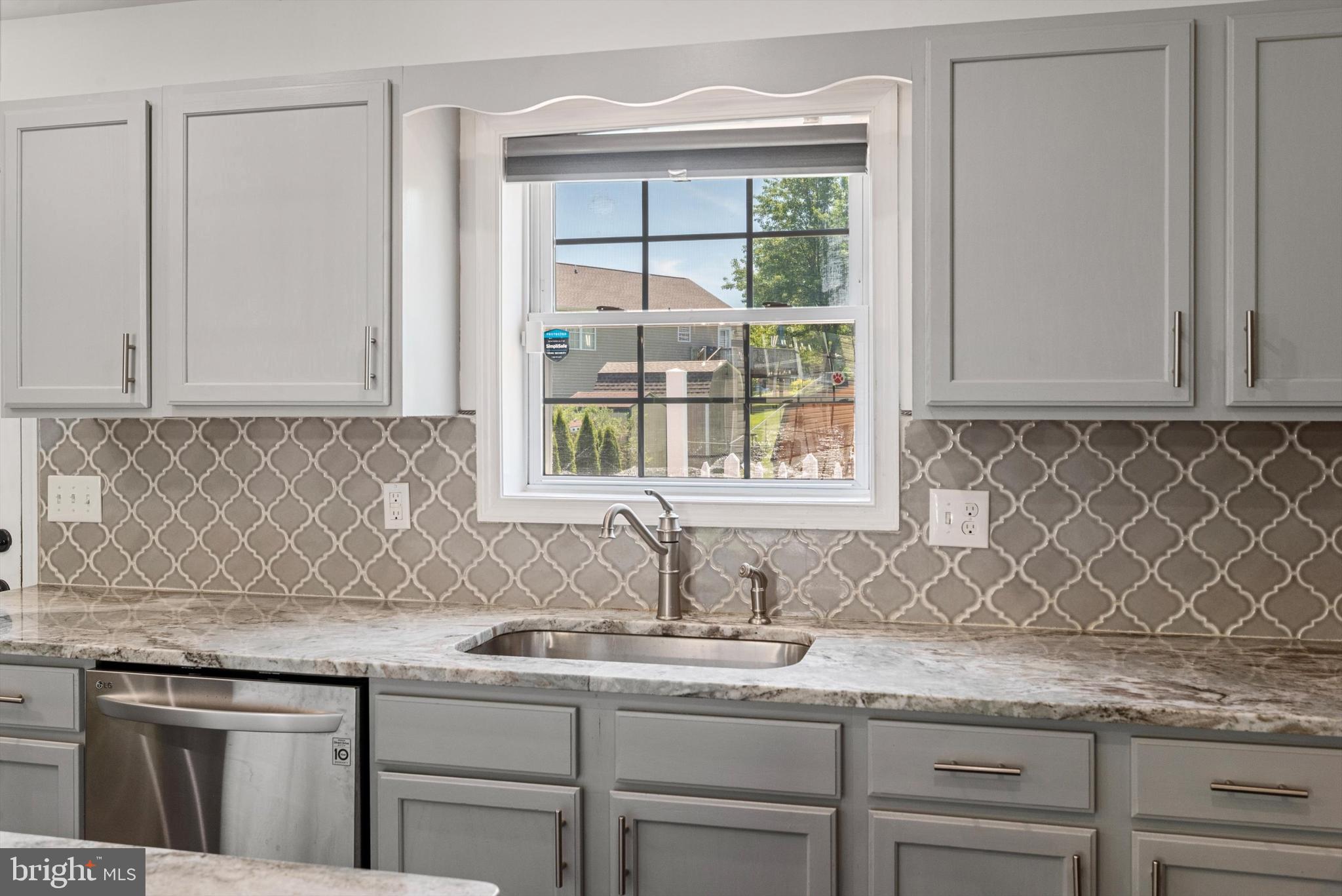 WILDFLOWER RIDGE - Residential