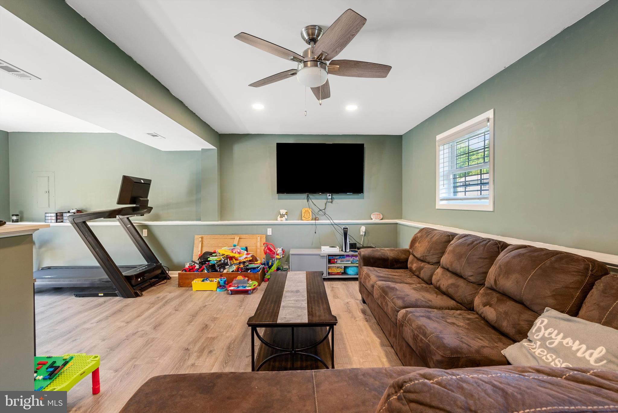 WILDFLOWER RIDGE - Residential